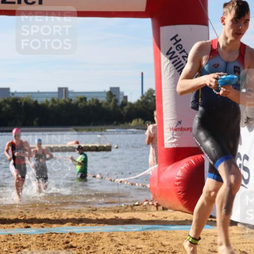 07.09.2025 - 19. Norderstedt Triathlon Luisa Fischer http://msf.ph/oto/8743920 07.09.2025 10:22:44 Schwimmen 109, 131, 663, 670, 680, 681, 684, 691 meine-sportfotos.de