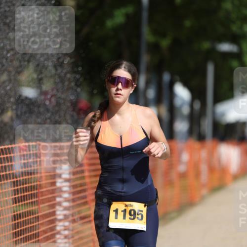 07.09.2025 - 19. Norderstedt Triathlon Michael Strokosch http://msf.ph/oto/8743983 07.09.2025 11:57:05 Laufen 1176, 1195 meine-sportfotos.de