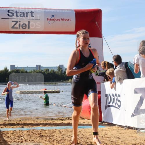 07.09.2025 - 19. Norderstedt Triathlon Luisa Fischer http://msf.ph/oto/8743993 07.09.2025 10:22:49 Schwimmen 109, 118, 131, 638, 670, 680, 684, 691 meine-sportfotos.de