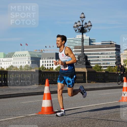 07.09.2025 - BARMER Alsterlauf Yannick Fuchs http://msf.ph/oto/8743998 07.09.2025 09:29:27 Laufen 2779 meine-sportfotos.de