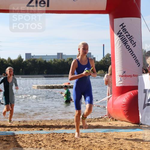 07.09.2025 - 19. Norderstedt Triathlon Luisa Fischer http://msf.ph/oto/8744025 07.09.2025 10:22:52 Schwimmen 109, 118, 131, 638, 670, 680, 684, 691 meine-sportfotos.de