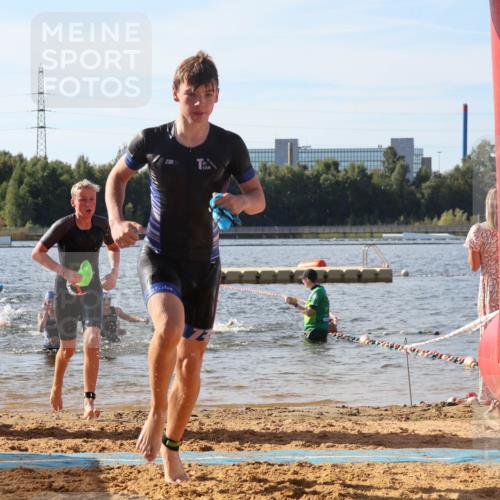07.09.2025 - 19. Norderstedt Triathlon Luisa Fischer http://msf.ph/oto/8744101 07.09.2025 10:23:01 Schwimmen 58, 93, 118, 638 meine-sportfotos.de