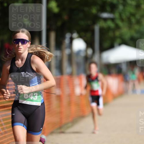 07.09.2025 - 19. Norderstedt Triathlon Michael Strokosch http://msf.ph/oto/8744128 07.09.2025 10:58:15 Laufen 57, 129, 643, 693 meine-sportfotos.de