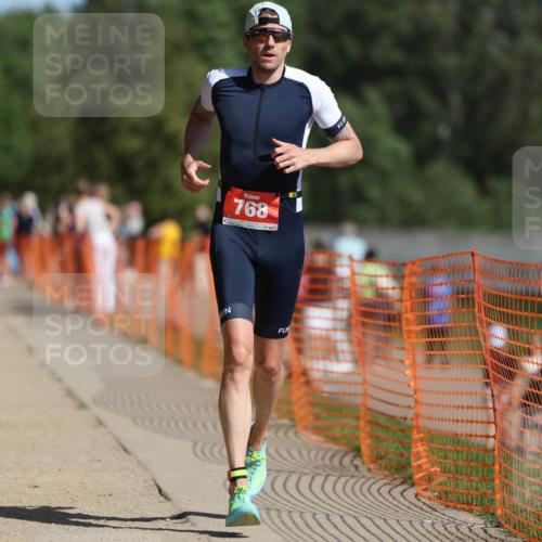 07.09.2025 - 19. Norderstedt Triathlon Michael Strokosch http://msf.ph/oto/8744133 07.09.2025 11:57:12 Laufen 768 meine-sportfotos.de
