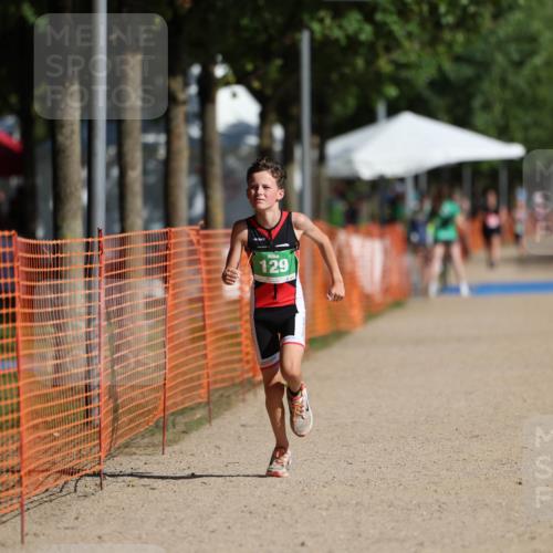 07.09.2025 - 19. Norderstedt Triathlon Michael Strokosch http://msf.ph/oto/8744136 07.09.2025 10:58:16 Laufen 57, 129, 643, 693 meine-sportfotos.de