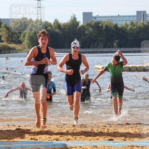 07.09.2025 - 19. Norderstedt Triathlon Luisa Fischer http://msf.ph/oto/8744149 07.09.2025 10:23:07 Schwimmen 58, 64, 93, 119, 669, 685 meine-sportfotos.de
