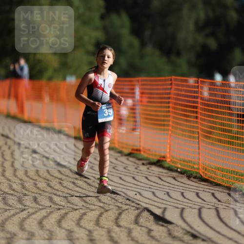 07.09.2025 - 19. Norderstedt Triathlon Michael Strokosch http://msf.ph/oto/8744168 07.09.2025 09:18:24 Laufen 35 meine-sportfotos.de