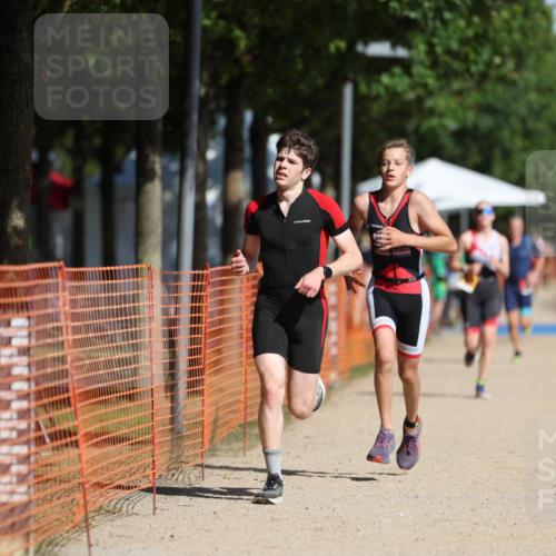 07.09.2025 - 19. Norderstedt Triathlon Michael Strokosch http://msf.ph/oto/8744184 07.09.2025 11:57:19 Laufen 1153, 1162, 1199 meine-sportfotos.de
