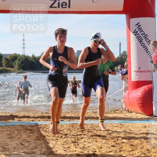 07.09.2025 - 19. Norderstedt Triathlon Luisa Fischer http://msf.ph/oto/8744223 07.09.2025 10:23:09 Schwimmen 58, 64, 93, 96, 119, 133, 669, 682, 685 meine-sportfotos.de