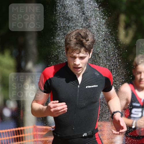 07.09.2025 - 19. Norderstedt Triathlon Michael Strokosch http://msf.ph/oto/8744293 07.09.2025 11:57:22 Laufen 837, 1153, 1162, 1199 meine-sportfotos.de