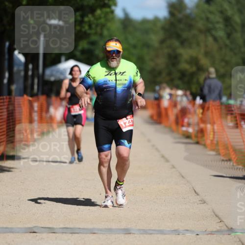07.09.2025 - 19. Norderstedt Triathlon Michael Strokosch http://msf.ph/oto/8744294 07.09.2025 12:34:14 Laufen 1237, 1333, 1368 meine-sportfotos.de