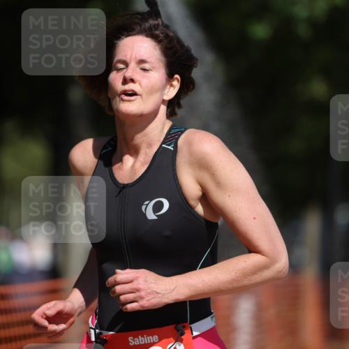 07.09.2025 - 19. Norderstedt Triathlon Michael Strokosch http://msf.ph/oto/8744445 07.09.2025 12:34:21 Laufen 1333 meine-sportfotos.de