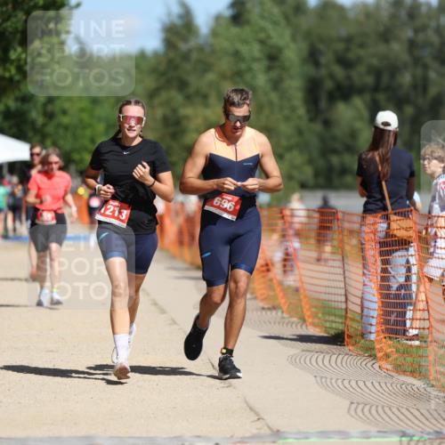 07.09.2025 - 19. Norderstedt Triathlon Michael Strokosch http://msf.ph/oto/8744526 07.09.2025 12:34:27 Laufen 696, 803, 1213, 1233 meine-sportfotos.de