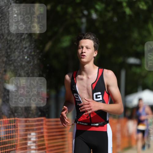 07.09.2025 - 19. Norderstedt Triathlon Michael Strokosch http://msf.ph/oto/8744619 07.09.2025 11:57:48 Laufen 300, 1179, 1186 meine-sportfotos.de