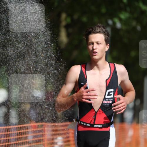 07.09.2025 - 19. Norderstedt Triathlon Michael Strokosch http://msf.ph/oto/8744645 07.09.2025 11:57:48 Laufen 300, 1179, 1186 meine-sportfotos.de