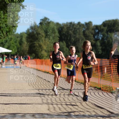 07.09.2025 - 19. Norderstedt Triathlon Michael Strokosch http://msf.ph/oto/8744646 07.09.2025 09:42:36 Laufen 557, 594, 595, 600 meine-sportfotos.de