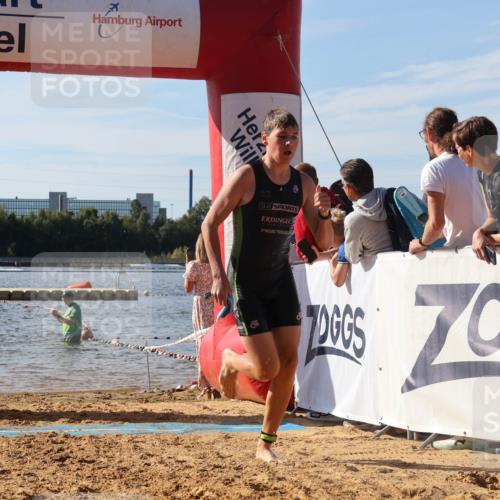 07.09.2025 - 19. Norderstedt Triathlon Luisa Fischer http://msf.ph/oto/8744653 07.09.2025 10:23:23 Schwimmen 74, 96, 125, 133, 651, 668, 682, 685 meine-sportfotos.de