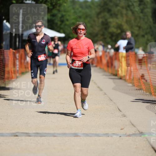 07.09.2025 - 19. Norderstedt Triathlon Michael Strokosch http://msf.ph/oto/8744669 07.09.2025 12:34:32 Laufen 696, 803, 1213, 1233 meine-sportfotos.de
