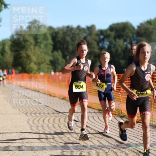 07.09.2025 - 19. Norderstedt Triathlon Michael Strokosch http://msf.ph/oto/8744685 07.09.2025 09:42:37 Laufen 557, 594, 595, 600 meine-sportfotos.de
