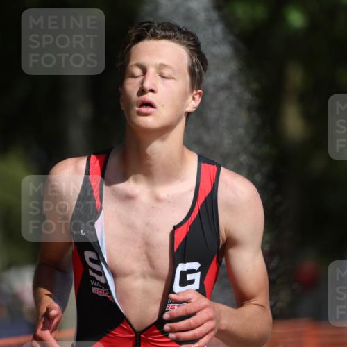 07.09.2025 - 19. Norderstedt Triathlon Michael Strokosch http://msf.ph/oto/8744701 07.09.2025 11:57:49 Laufen 300, 1179, 1186, 1211 meine-sportfotos.de