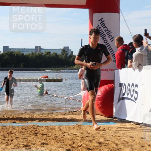 07.09.2025 - 19. Norderstedt Triathlon Luisa Fischer http://msf.ph/oto/8744731 07.09.2025 10:23:29 Schwimmen 74, 637, 651, 668, 678, 689 meine-sportfotos.de