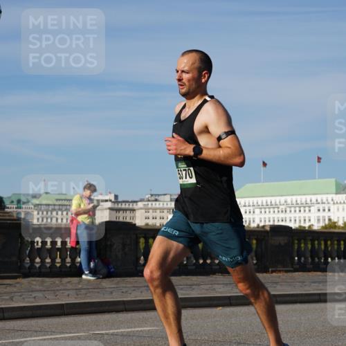07.09.2025 - BARMER Alsterlauf Yannick Fuchs http://msf.ph/oto/8744820 07.09.2025 09:30:15 Laufen 111, 5370 meine-sportfotos.de