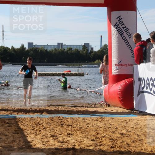 07.09.2025 - 19. Norderstedt Triathlon Luisa Fischer http://msf.ph/oto/8744823 07.09.2025 10:23:30 Schwimmen 74, 637, 651, 668, 678, 689 meine-sportfotos.de