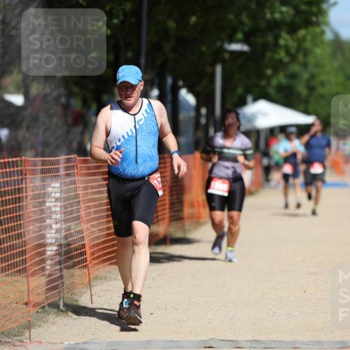 07.09.2025 - 19. Norderstedt Triathlon Michael Strokosch http://msf.ph/oto/8744929 07.09.2025 12:35:03 Laufen 838, 1286, 1371 meine-sportfotos.de