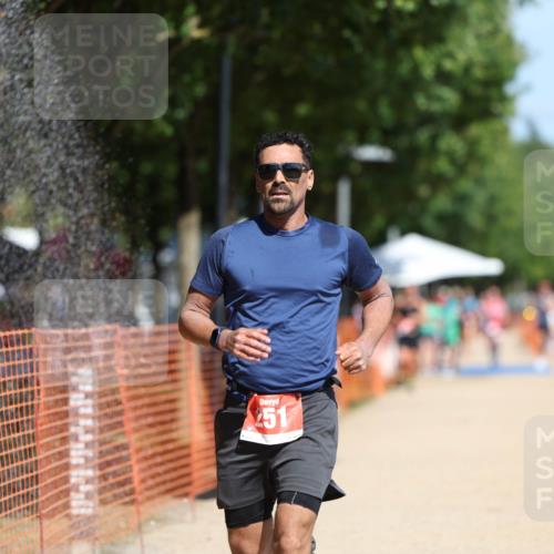 07.09.2025 - 19. Norderstedt Triathlon Michael Strokosch http://msf.ph/oto/8745063 07.09.2025 12:35:12 Laufen 251, 838, 1286 meine-sportfotos.de
