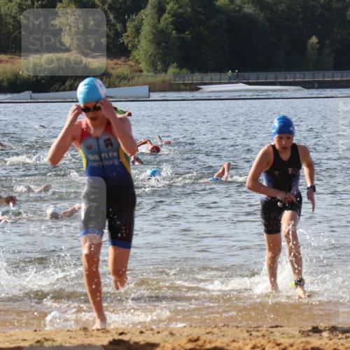 07.09.2025 - 19. Norderstedt Triathlon Luisa Fischer http://msf.ph/oto/8745064 07.09.2025 10:23:49 Schwimmen 57, 70, 76, 89, 107, 114, 643, 661 meine-sportfotos.de