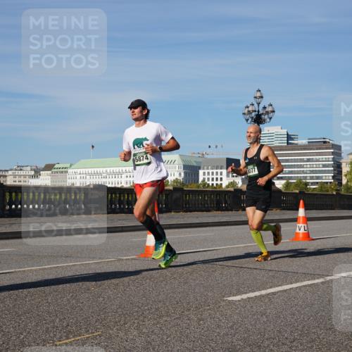 07.09.2025 - BARMER Alsterlauf Yannick Fuchs http://msf.ph/oto/8745135 07.09.2025 09:30:28 Laufen 5874, 711111 meine-sportfotos.de