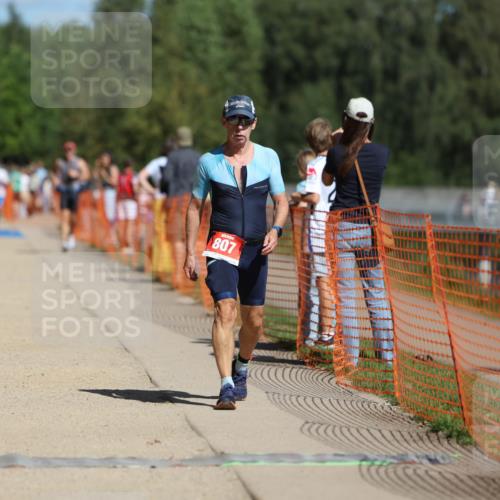 07.09.2025 - 19. Norderstedt Triathlon Michael Strokosch http://msf.ph/oto/8745154 07.09.2025 12:35:19 Laufen 807, 845 meine-sportfotos.de