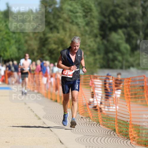 07.09.2025 - 19. Norderstedt Triathlon Michael Strokosch http://msf.ph/oto/8745163 07.09.2025 11:58:16 Laufen 1279 meine-sportfotos.de