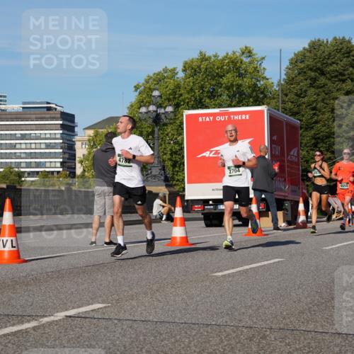 07.09.2025 - BARMER Alsterlauf Yannick Fuchs http://msf.ph/oto/8745174 07.09.2025 09:30:44 Laufen 4782, 819, 2704, 597, 4855, 311 meine-sportfotos.de