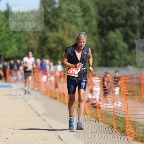 07.09.2025 - 19. Norderstedt Triathlon Michael Strokosch http://msf.ph/oto/8745192 07.09.2025 11:58:16 Laufen 1279 meine-sportfotos.de