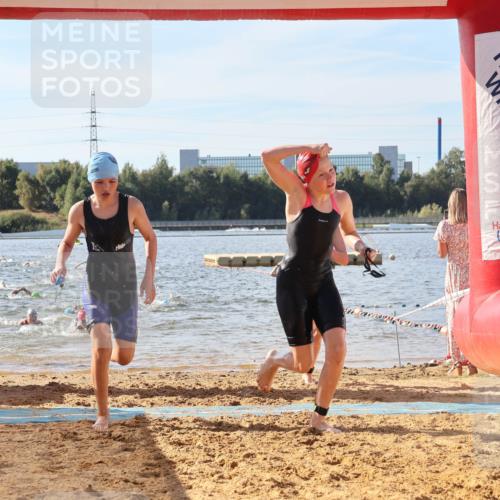 07.09.2025 - 19. Norderstedt Triathlon Luisa Fischer http://msf.ph/oto/8745205 07.09.2025 10:24:04 Schwimmen 71, 75, 89, 113, 114, 635, 636 meine-sportfotos.de