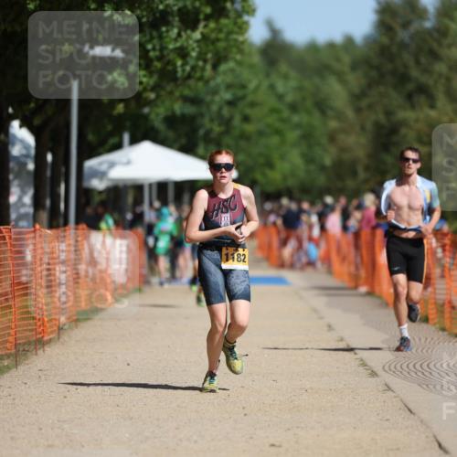 07.09.2025 - 19. Norderstedt Triathlon Michael Strokosch http://msf.ph/oto/8745229 07.09.2025 11:58:21 Laufen 185, 1182, 1279 meine-sportfotos.de