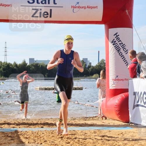 07.09.2025 - 19. Norderstedt Triathlon Luisa Fischer http://msf.ph/oto/8745244 07.09.2025 10:24:07 Schwimmen 71, 75, 105, 113, 635, 636, 660 meine-sportfotos.de