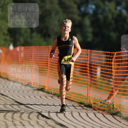 07.09.2025 - 19. Norderstedt Triathlon Michael Strokosch http://msf.ph/oto/8745255 07.09.2025 09:43:22 Laufen 556, 570 meine-sportfotos.de