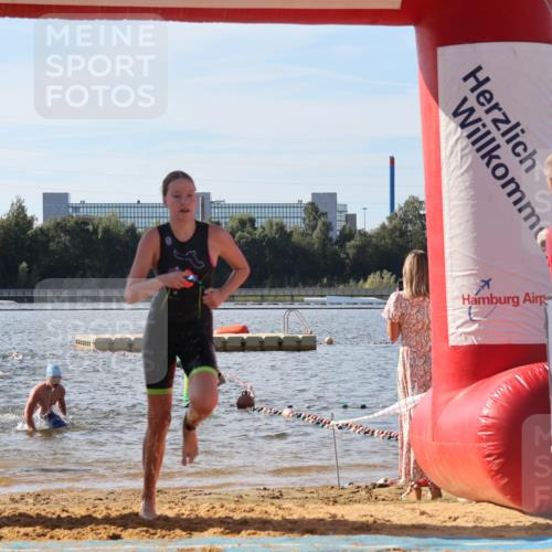 07.09.2025 - 19. Norderstedt Triathlon Luisa Fischer http://msf.ph/oto/8745269 07.09.2025 10:24:09 Schwimmen 71, 75, 105, 113, 115, 635, 636, 660 meine-sportfotos.de