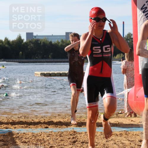 07.09.2025 - 19. Norderstedt Triathlon Luisa Fischer http://msf.ph/oto/8745455 07.09.2025 10:24:19 Schwimmen 60, 79, 102, 105, 115, 134, 635, 660, 665 meine-sportfotos.de
