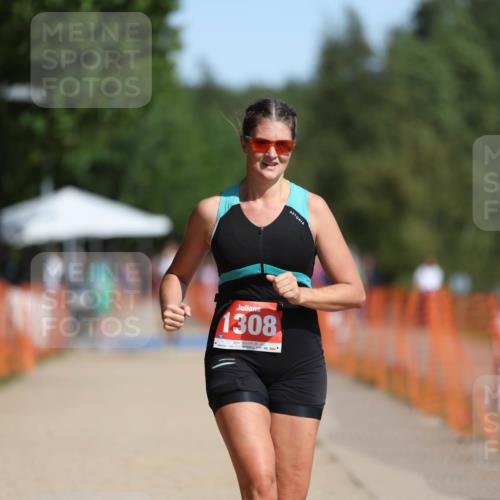 07.09.2025 - 19. Norderstedt Triathlon Michael Strokosch http://msf.ph/oto/8745527 07.09.2025 11:58:43 Laufen 1308 meine-sportfotos.de