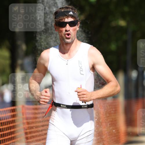 07.09.2025 - 19. Norderstedt Triathlon Michael Strokosch http://msf.ph/oto/8745567 07.09.2025 12:35:43 Laufen 140, 697, 737, 1220 meine-sportfotos.de