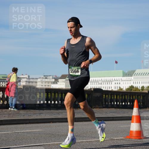 07.09.2025 - BARMER Alsterlauf Yannick Fuchs http://msf.ph/oto/8745576 07.09.2025 09:31:06 Laufen 888, 5566 meine-sportfotos.de