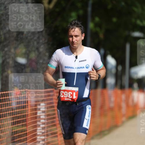 07.09.2025 - 19. Norderstedt Triathlon Michael Strokosch http://msf.ph/oto/8745578 07.09.2025 11:59:00 Laufen 1363 meine-sportfotos.de