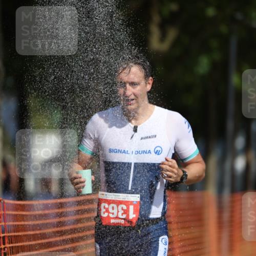 07.09.2025 - 19. Norderstedt Triathlon Michael Strokosch http://msf.ph/oto/8745601 07.09.2025 11:59:01 Laufen 1363 meine-sportfotos.de