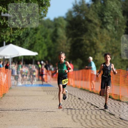 07.09.2025 - 19. Norderstedt Triathlon Michael Strokosch http://msf.ph/oto/8745627 07.09.2025 09:43:44 Laufen 568, 572 meine-sportfotos.de