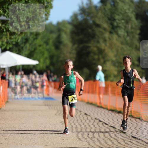 07.09.2025 - 19. Norderstedt Triathlon Michael Strokosch http://msf.ph/oto/8745656 07.09.2025 09:43:44 Laufen 568, 572 meine-sportfotos.de