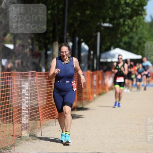 07.09.2025 - 19. Norderstedt Triathlon Michael Strokosch http://msf.ph/oto/8745661 07.09.2025 12:35:58 Laufen 1242, 1258 meine-sportfotos.de
