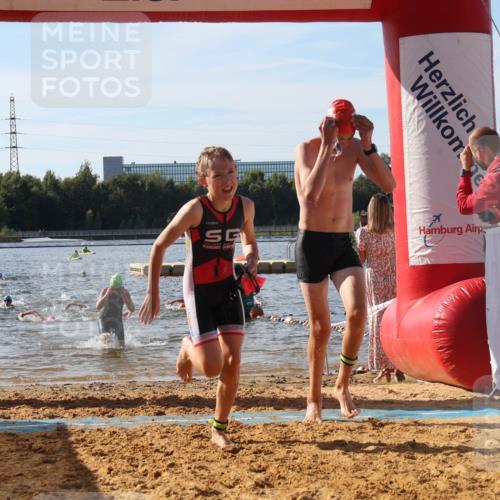 07.09.2025 - 19. Norderstedt Triathlon Luisa Fischer http://msf.ph/oto/8745696 07.09.2025 10:24:35 Schwimmen 83, 104, 123, 124, 132, 674, 683 meine-sportfotos.de
